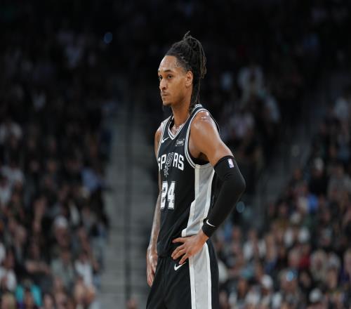 阿德巴约摔,伤后抱怨裁,判引争议,﻿爱游戏app,爱游戏官网,爱游戏体育官网,爱游戏体育app