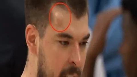 曼城后防新援表现抢眼，传球成功率高达98%，助球队扭转颓势，五战成关键先生